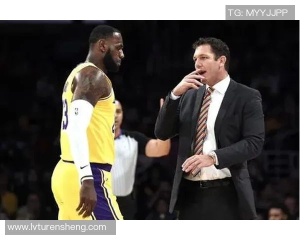 湖人助教爆帅主帅私生活丑闻,球队陷入风波 湖人助教爆帅主帅私生活丑闻,球队陷入风波